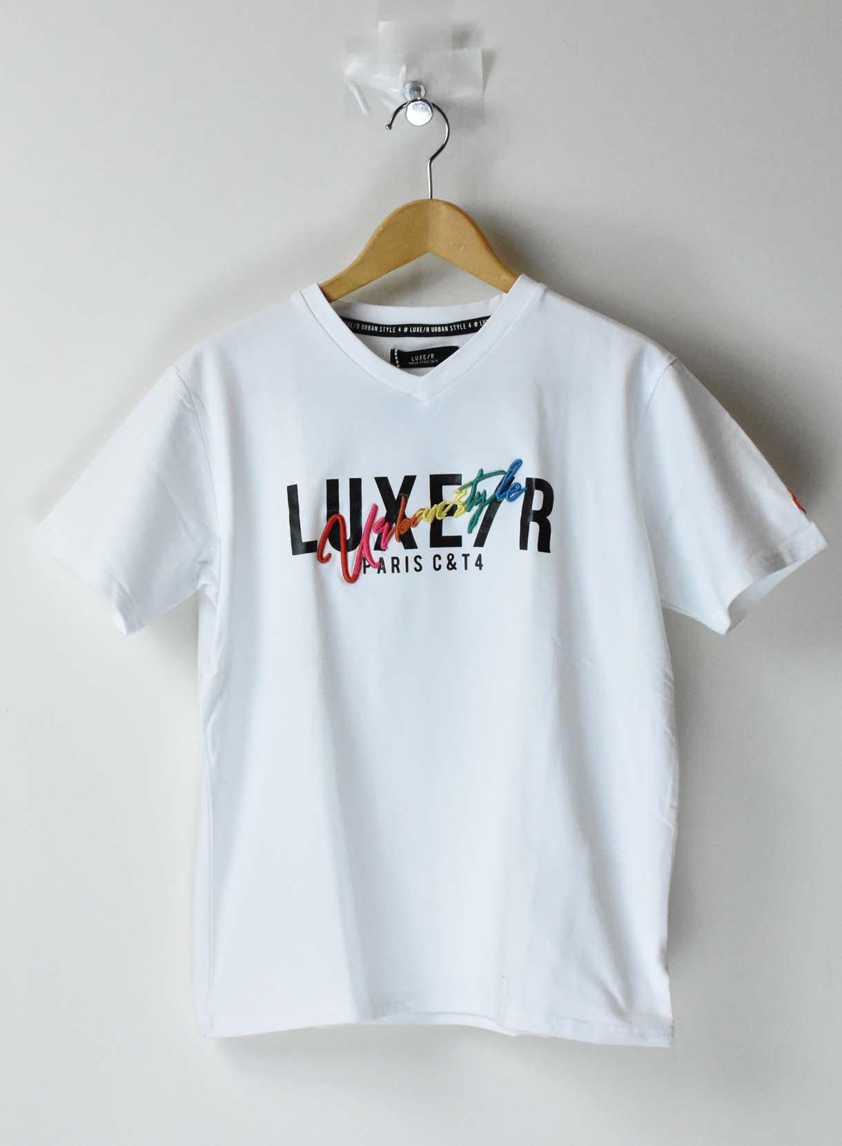 Luxe レインボー刺繍ロゴｔシャツ リレーション公式ホームページ