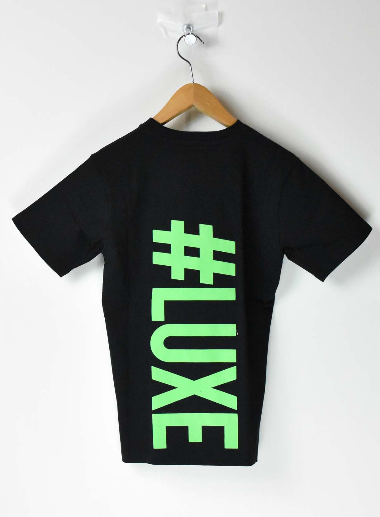 LUXE ロゴTシャツ